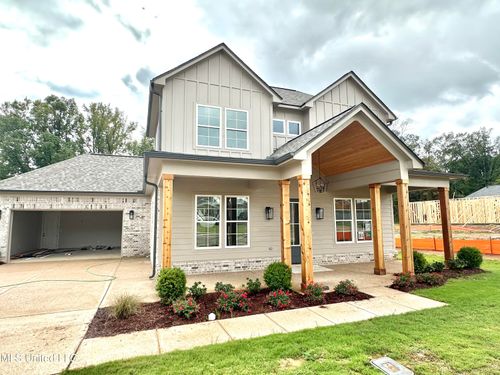 2593 River Ouse Dr, Hernando, MS, 38632-1043 | Card Image