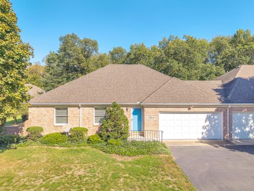 b-605 Begonia St Se, Demotte, IN, 46310-8872 | Card Image