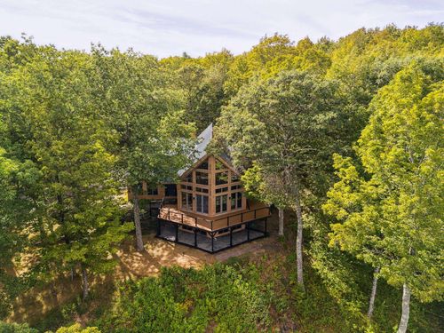 332 Cushing Road, Pomfret, VT, 05053 | Card Image