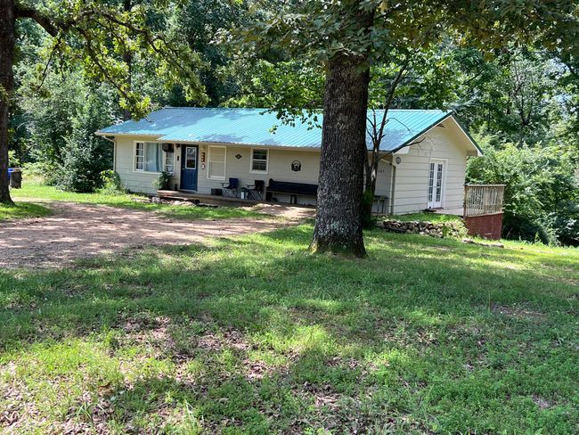 Country Home in Fulton County3 | Image 9