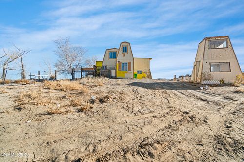 8800 E Badger Cir, Silver Springs, NV, 89429-7659 | Card Image