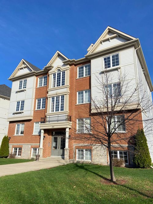 102-260 Rue Jean-Claude-Tremblay, Vaudreuil Dorion, QC, J7V0R2 | Card Image