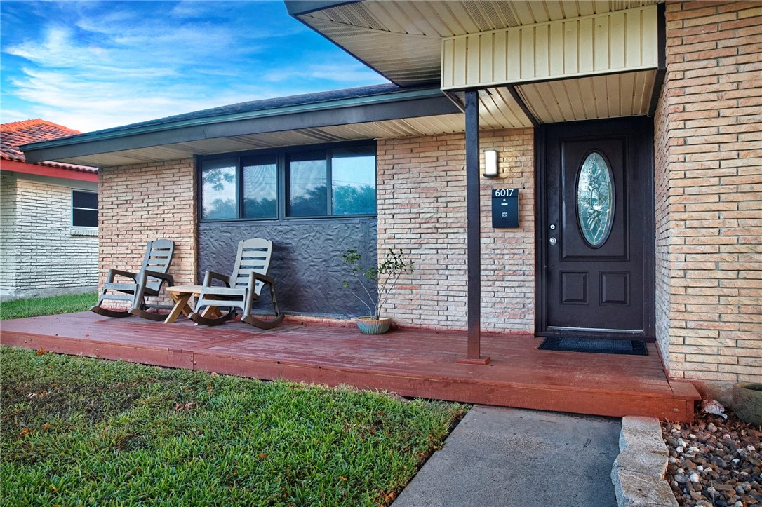 Killarney Dr, Corpus Christi, TX 78413