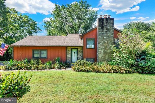 523 River Rd, Delta, PA, 17314-9430 | Card Image