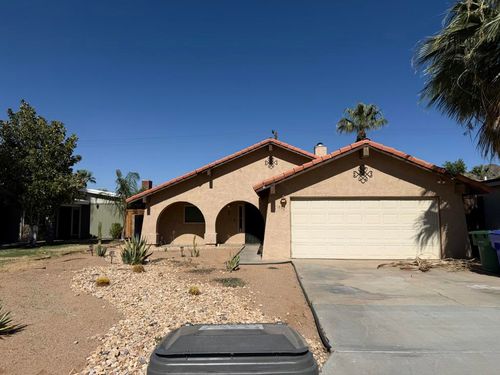 51890 Avenida Villa, La Quinta, CA, 92253-3173 | Card Image