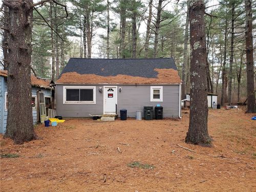 30 Hollywood Ave, Coventry, RI, 02816-5038 | Card Image