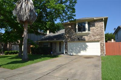 12410 Meadow Briar Drive, House other with 4 bedrooms, 2 bathrooms and null parking in Stafford TX | Image 2