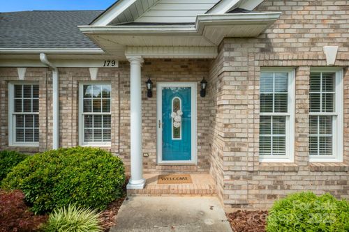 179 Browning Dr, Taylorsville, NC, 28681-3349 | Card Image