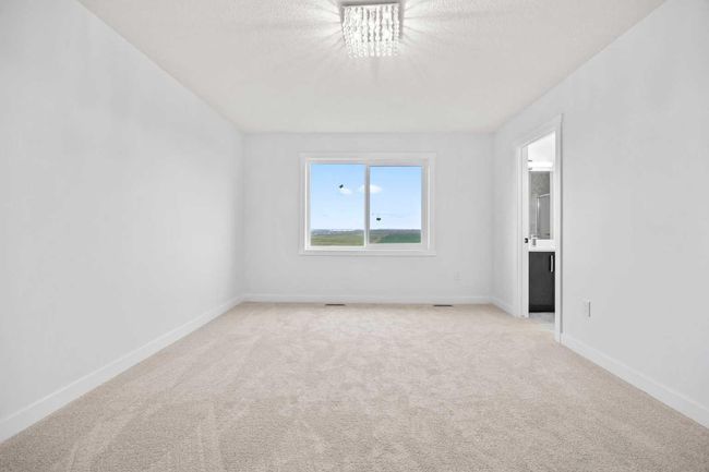 501 Corner Meadows Way Ne, House other with 3 bedrooms, 3 bathrooms and 4 parking in Calgary AB | Image 32