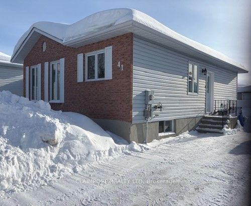 41 Blahey Crt, Timmins, ON, P4N8L8 | Card Image