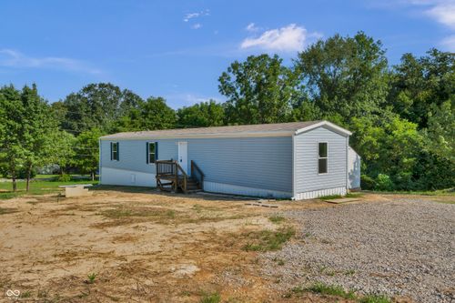 2843 Mcintosh Ln, North Vernon, IN, 47265-8726 | Card Image