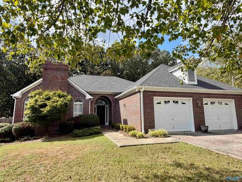 206 Cumberland Ln, Rainbow City, AL, 35906-6626 | Card Image