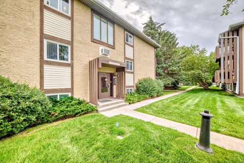 33-366 94 Ave Se, Calgary, AB, T2J5P1 | Card Image