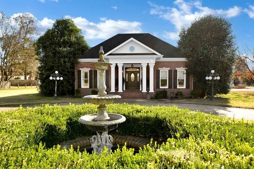 2642 College St, Courtland, AL, 35618 | Card Image