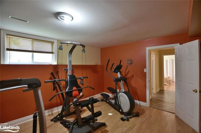 36 47 Th St S, House other with 5 bedrooms, 3 bathrooms and 6 parking in Wasaga Beach ON | Image 33