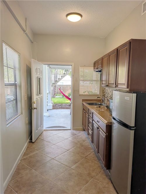 1866 9th Pl, Vero Beach, FL, 32960-4303 | Card Image