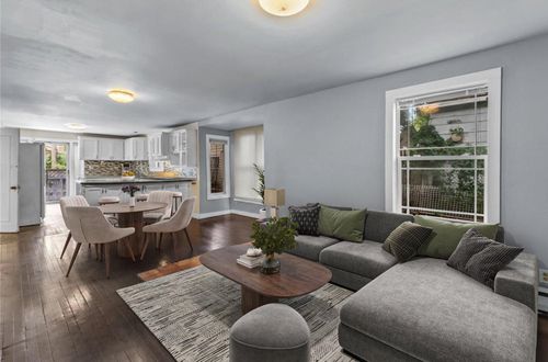 768 Desoto St, Saint Paul, MN, 55130-4215 | Card Image