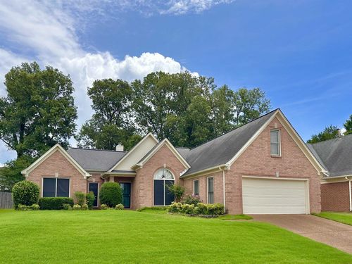 1494 Apple Grove Dr, Cordova, TN, 38016-8773 | Card Image