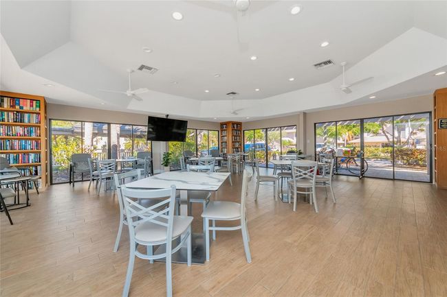 101 - 1712 Starling Dr, Condo with 2 bedrooms, 2 bathrooms and null parking in SARASOTA FL | Image 57