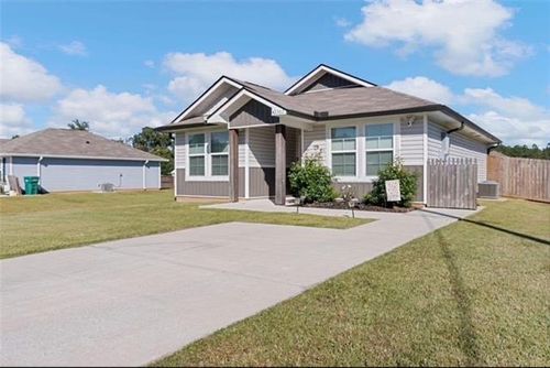 42302 Andrea Ln, Ponchatoula, LA, 70454-3962 | Card Image