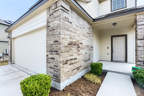 125 Guardian Angel Ct, Jarrell, TX, 76537-2211 | Card Image