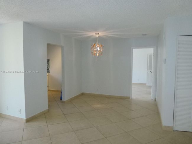 505 - 17011 N Bay Rd, Condo with 2 bedrooms, 2 bathrooms and null parking in Sunny Isles Beach FL | Image 13