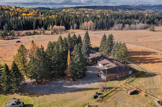 100 Saddle Road, House other with 3 bedrooms, 3 bathrooms and null parking in Bragg Creek AB | Image 42