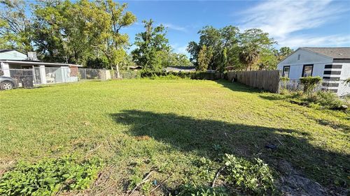 2831 W Livingston St, ORLANDO, FL, 32805-1129 | Card Image