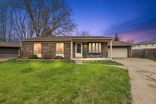 15621 Cox St, Clinton Twp, MI, 48038-3601 | Card Image