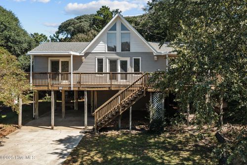 112 Page Pl, Emerald Isle, NC, 28594-2323 | Card Image