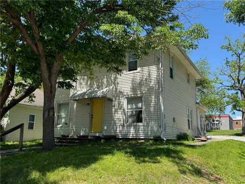 1000 W Linden Ave, Independence, MO, 64052-4108 | Card Image
