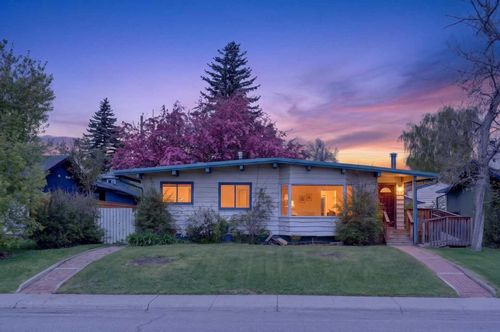 920 87 Ave Sw, Calgary, AB, T2V0W1 | Card Image