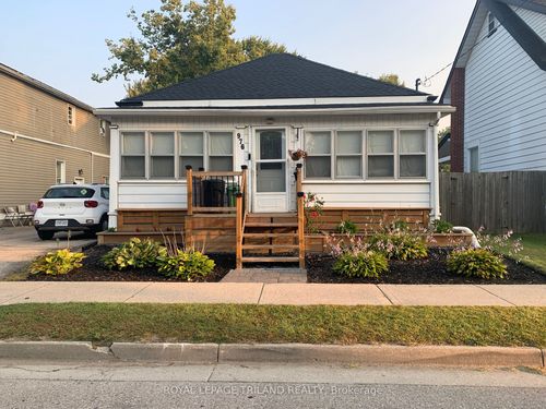 976 Dame St, London, ON, N5Z1M6 | Card Image