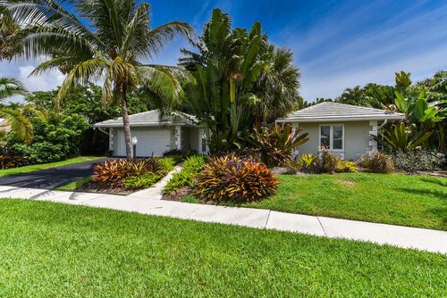 880 Hickory Ter, Boca Raton, FL, 33486-5570 | Card Image