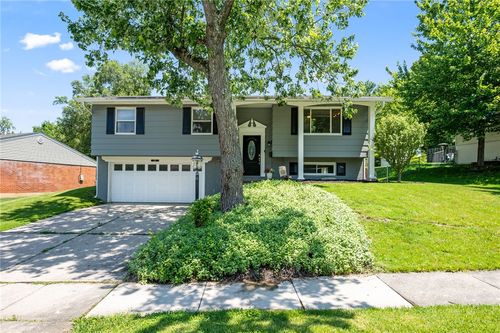 337 Graceland Dr, Dayton, OH, 45449-1527 | Card Image