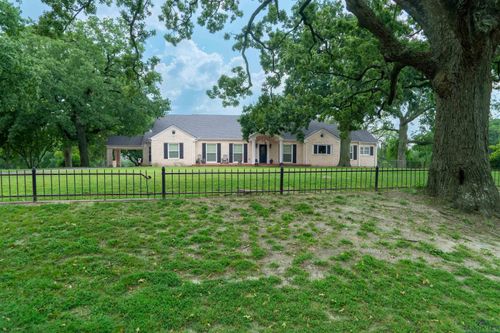 1717 W Main St, Henderson, TX, 75652-2839 | Card Image
