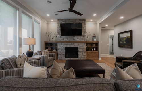 431 Brody Ct Court, Harrisburg, SD, 57032 | Card Image