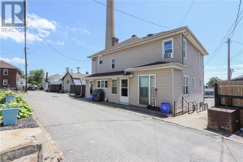 5 Pietro St, Copper Cliff, ON, P0M1N0 | Card Image