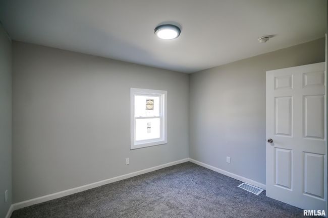 2217 W Marquette St, House other with 2 bedrooms, 1 bathrooms and null parking in Peoria IL | Image 26