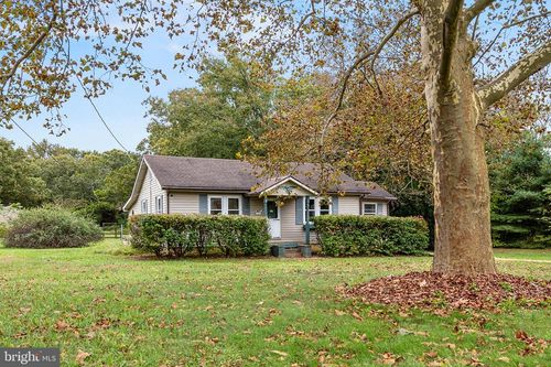 733 W Forest Grove Rd, Vineland, NJ, 08360-2099 | Card Image