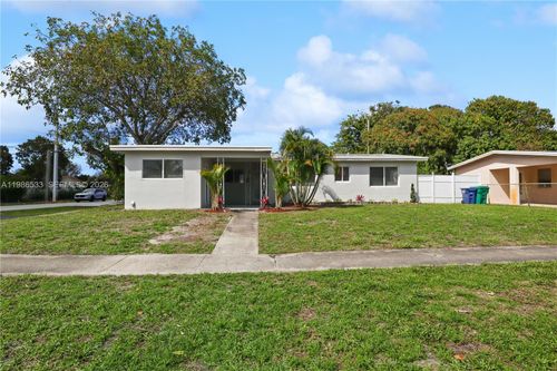 4841 Nw 12th Ct, Lauderhill, FL, 33313-6527 | Card Image