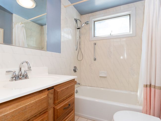 17 Sunrise Rd, House other with 3 bedrooms, 2 bathrooms and 4 parking in Westwood MA | Image 25