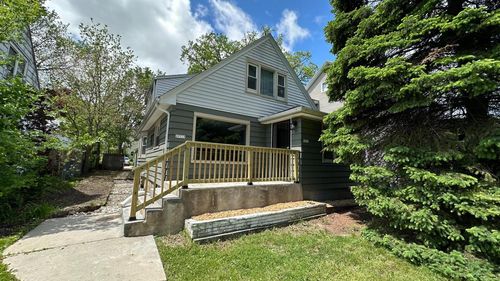 4951 N 36th Street, Milwaukee, WI, 53029 | Card Image