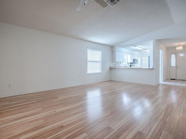 32708 Westwood Loop, House other with 2 bedrooms, 2 bathrooms and null parking in LEESBURG FL | Image 15
