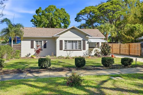 755 Alamanda Way S, ST PETERSBURG, FL, 33705-4421 | Card Image