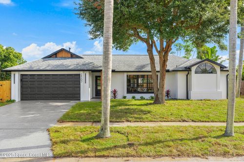 2507 Village Park Dr, Melbourne, FL, 32934-8285 | Card Image