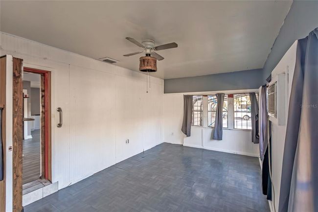 2005 E Crenshaw St, House other with 3 bedrooms, 1 bathrooms and null parking in TAMPA FL | Image 16