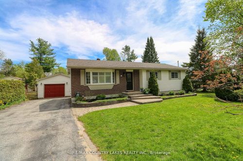 1 Price Dr, Oro Medonte, ON, L3V0R3 | Card Image