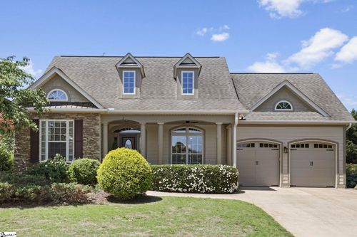2 Wadsworth Court, Greer, SC, 29651 | Card Image