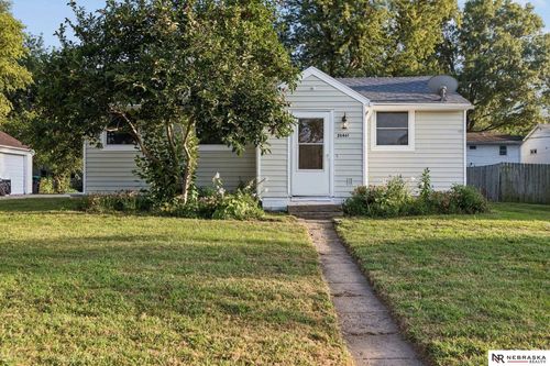 20461 Victor Ave, Elkhorn, NE, 68022-2588 | Card Image